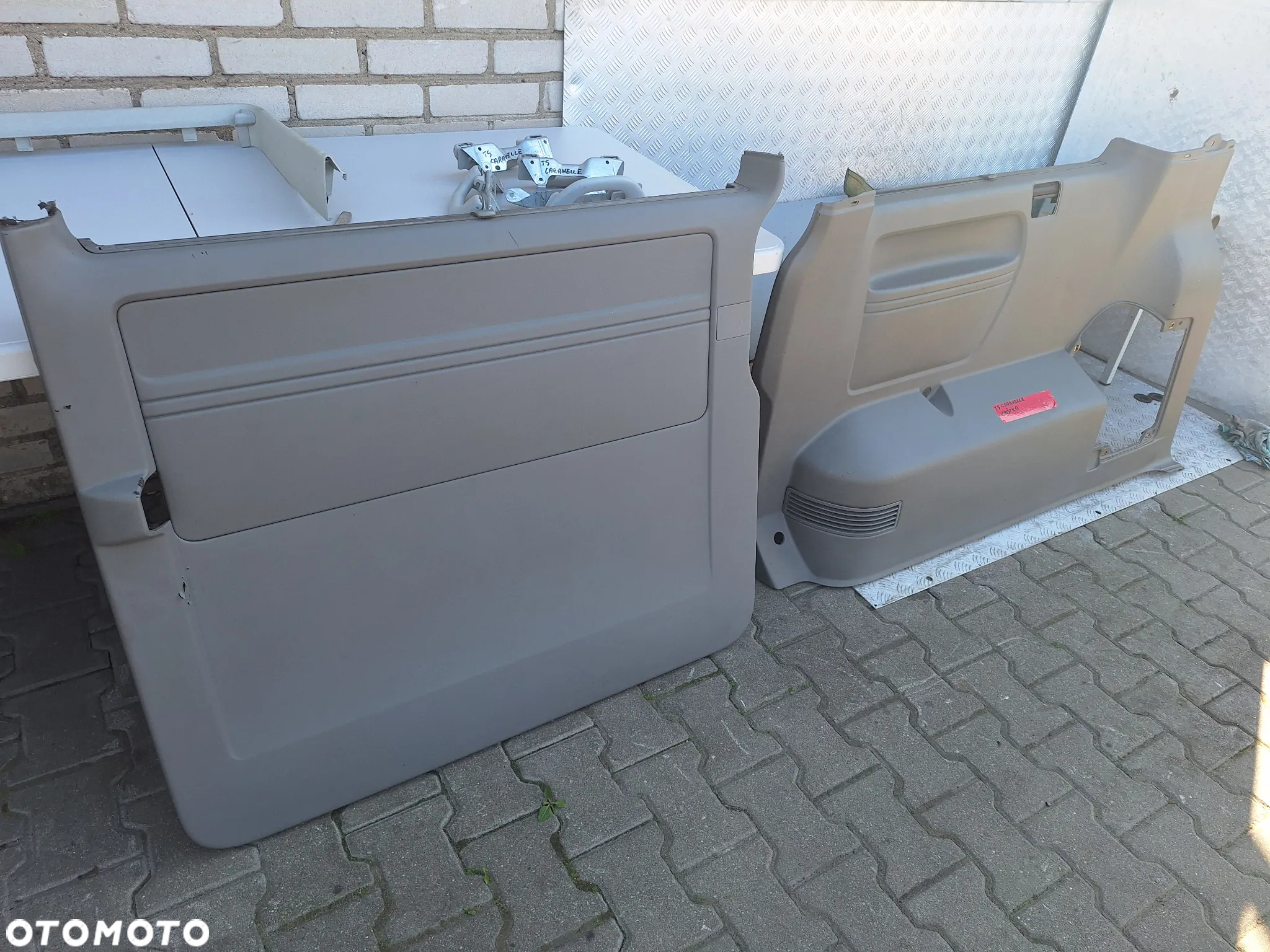 BOCZEK TAPICERKA LEWY PRAWY TYŁ VW TRANSPORTER T5 CARAVELLE - 3