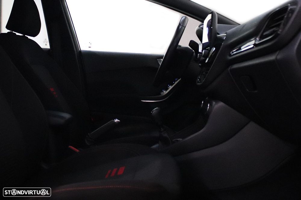 Ford Fiesta 1.0 EcoBoost ST-Line X - 22