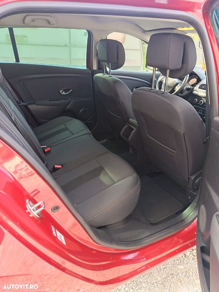 Renault Megane 1.4 TCe Color Edition - 9