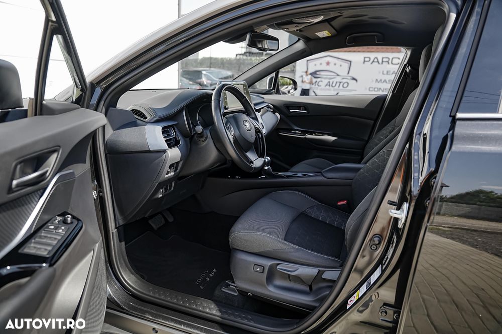 Toyota C-HR 1.8 HSD 122 CP 4x2 CVT C-ult Style bi-tone - 13