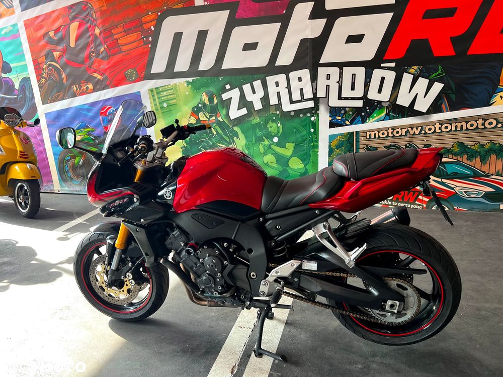 Yamaha FZ - 15