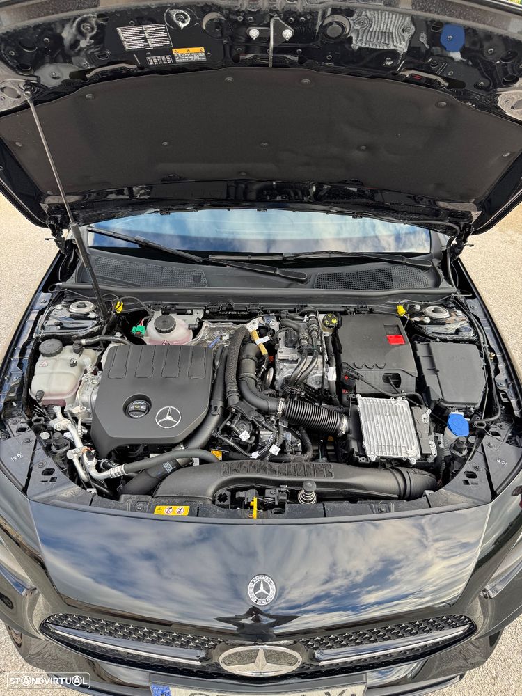 Mercedes-Benz A 250 e 8G-DCT AMG Line Advanced Plus - 12