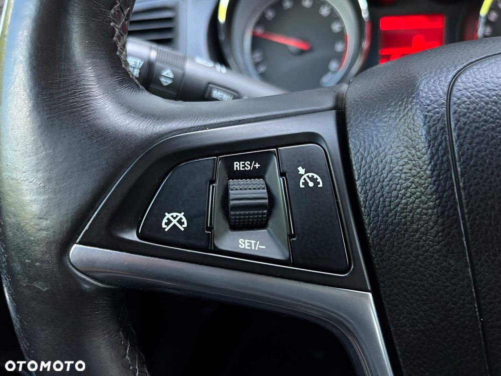 Opel Insignia - 9