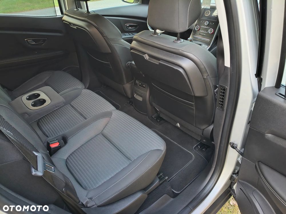 Renault Scenic 1.5 dCi Intens - 21