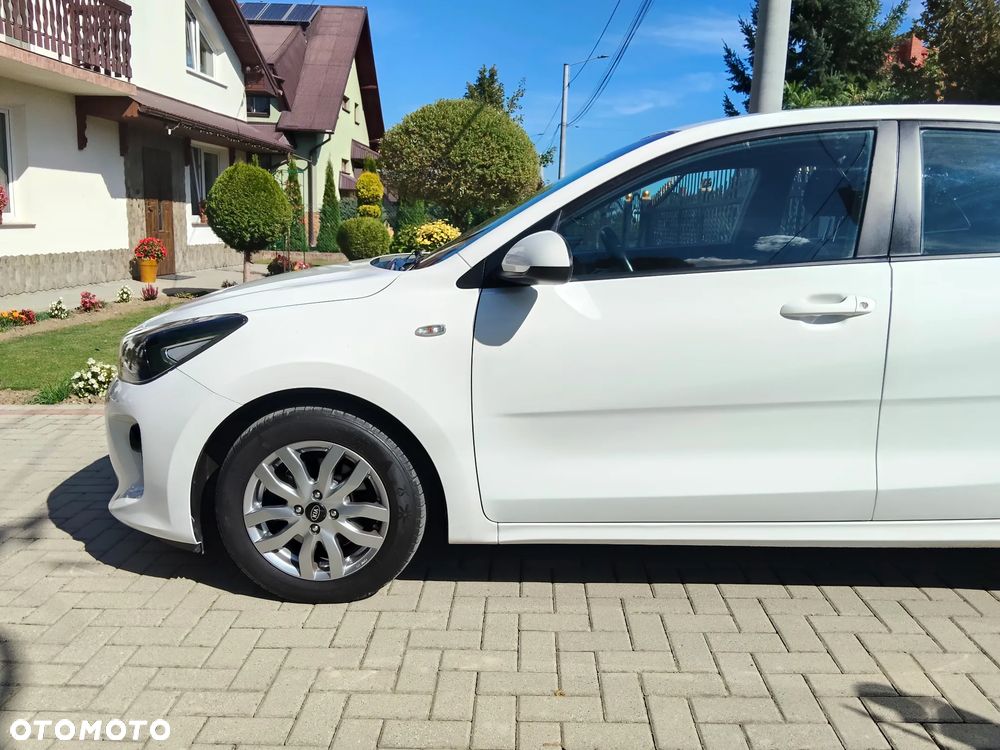 Kia Rio 1.2 Attract - 16