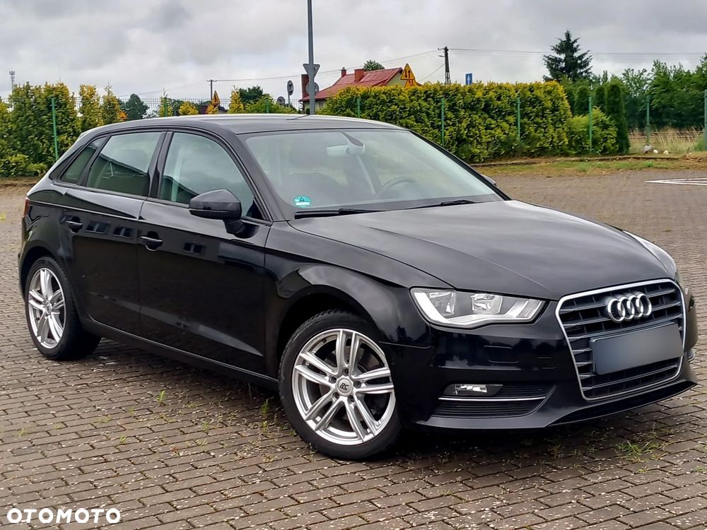 Audi A3 Sportback 2.0 TDI (clean diesel) Ambiente - 12