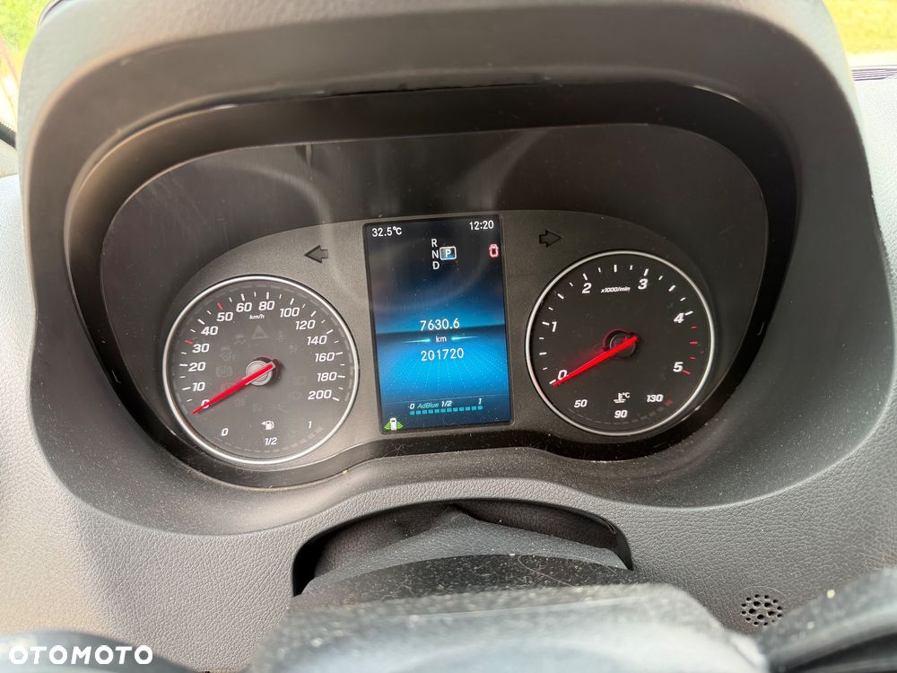 Mercedes-Benz Sprinter 319 CDI - 3