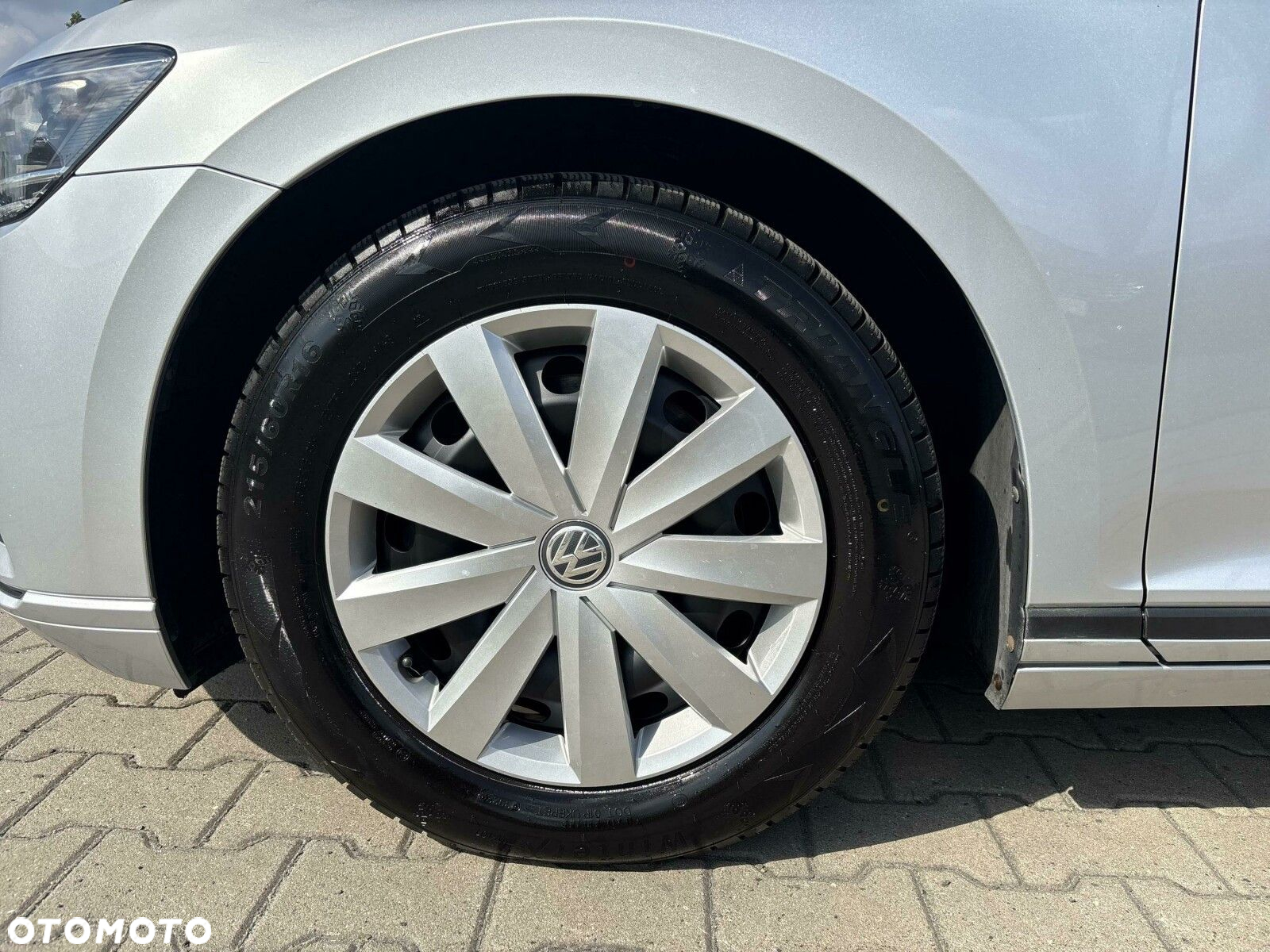Volkswagen Passat 2.0 TDI EVO Business - 33
