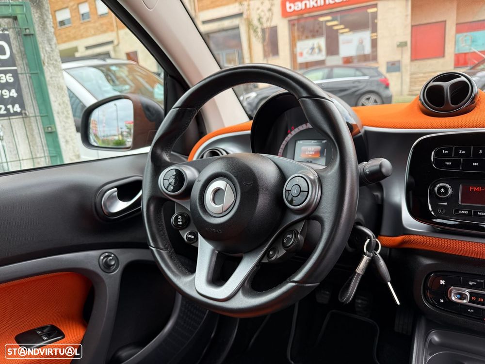 Smart ForTwo Coupé 1.0 Passion 71 - 10
