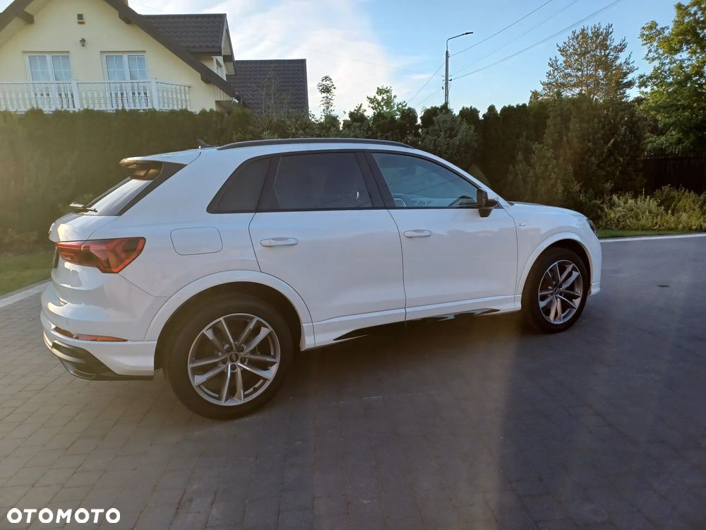Audi Q3 2.0 TDI S tronic sport - 15
