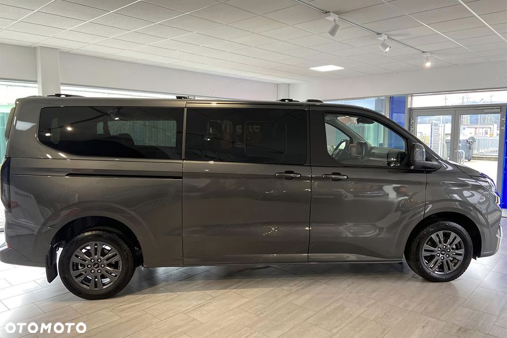 Ford Tourneo Custom - 7