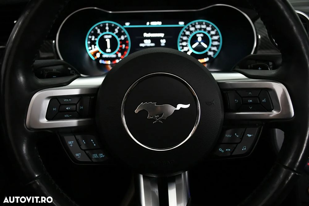 Ford Mustang - 19