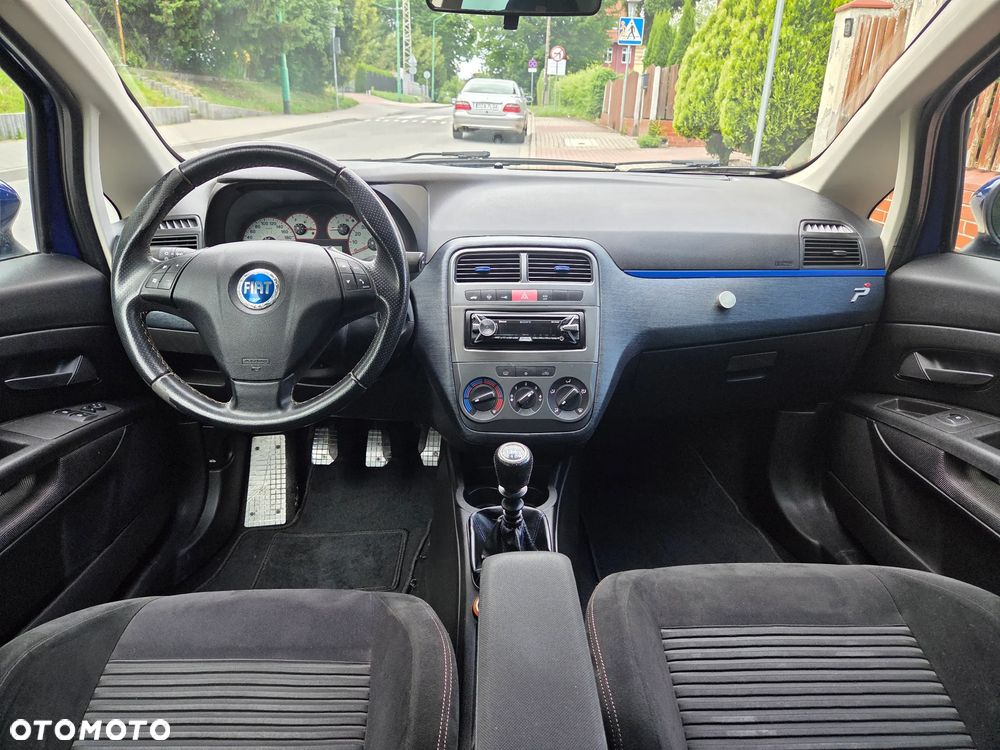 Fiat Grande Punto 1.4 16V Racing - 18