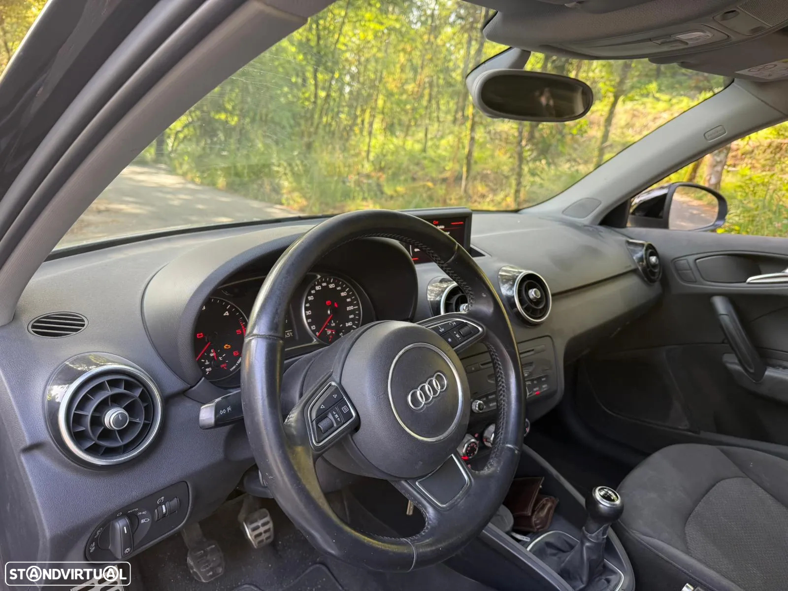 Audi A1 Sportback 1.6 TDI S line edition - 30