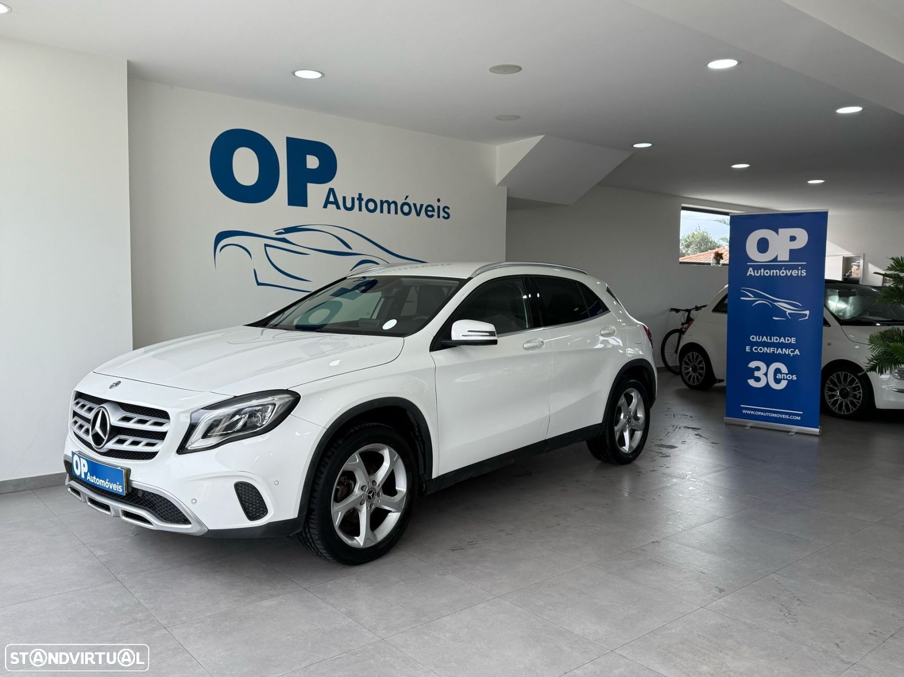 Mercedes-Benz GLA 180 d Urban Aut. - 1