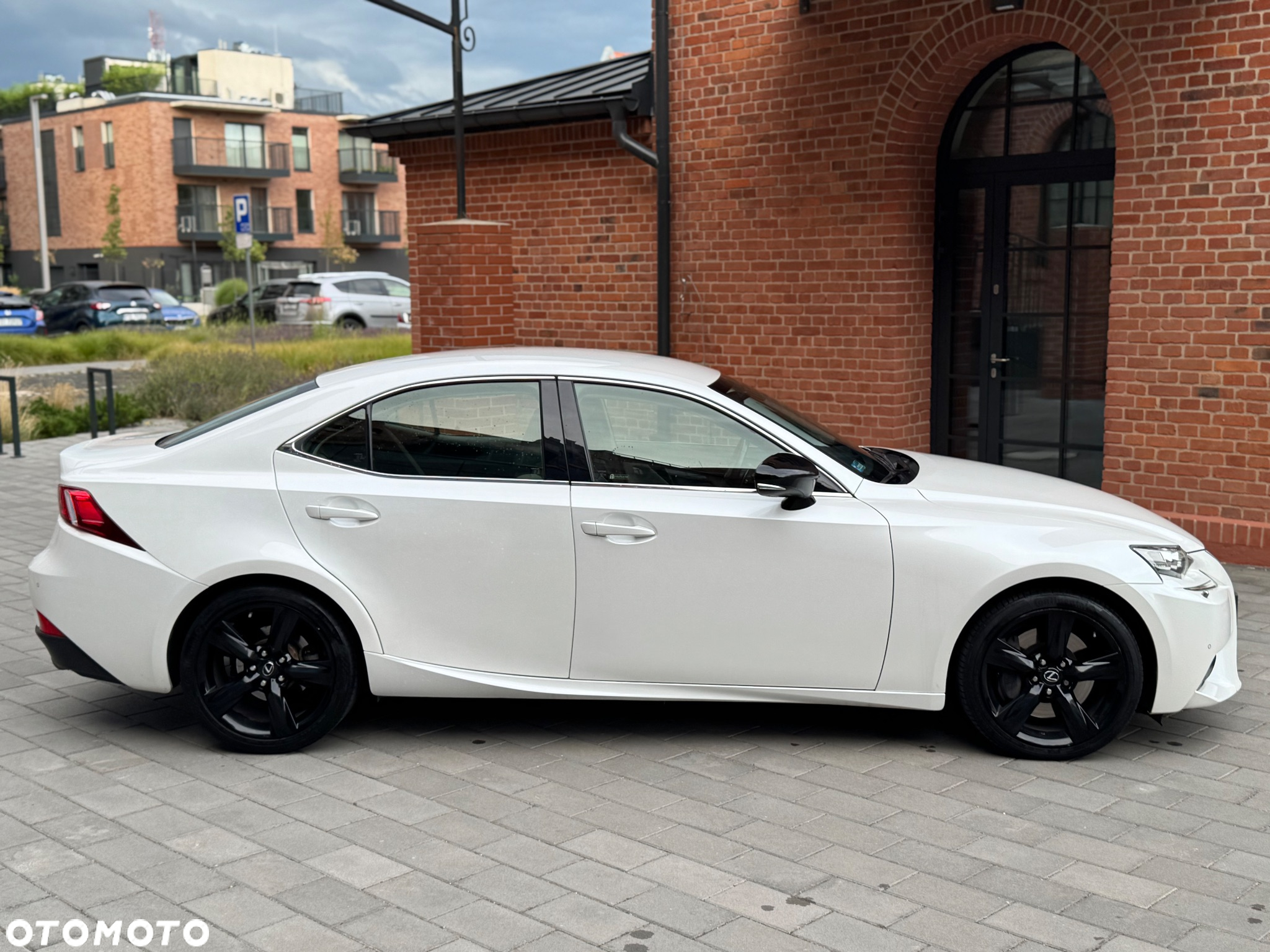 Lexus IS 200t / 300 Elegance - 10