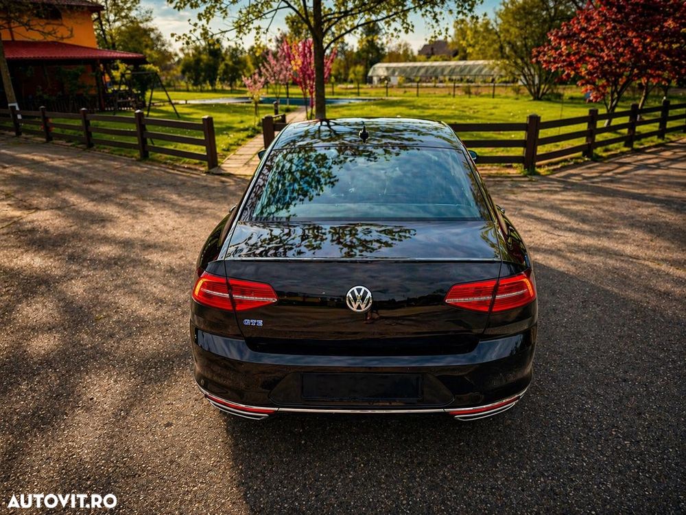 Volkswagen Passat - 6