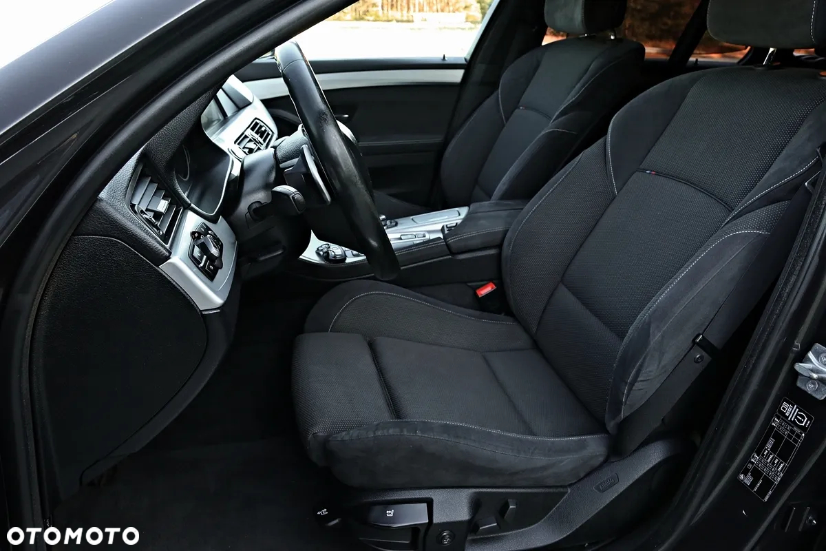 BMW Seria 5 520d Touring Luxury Line - 27