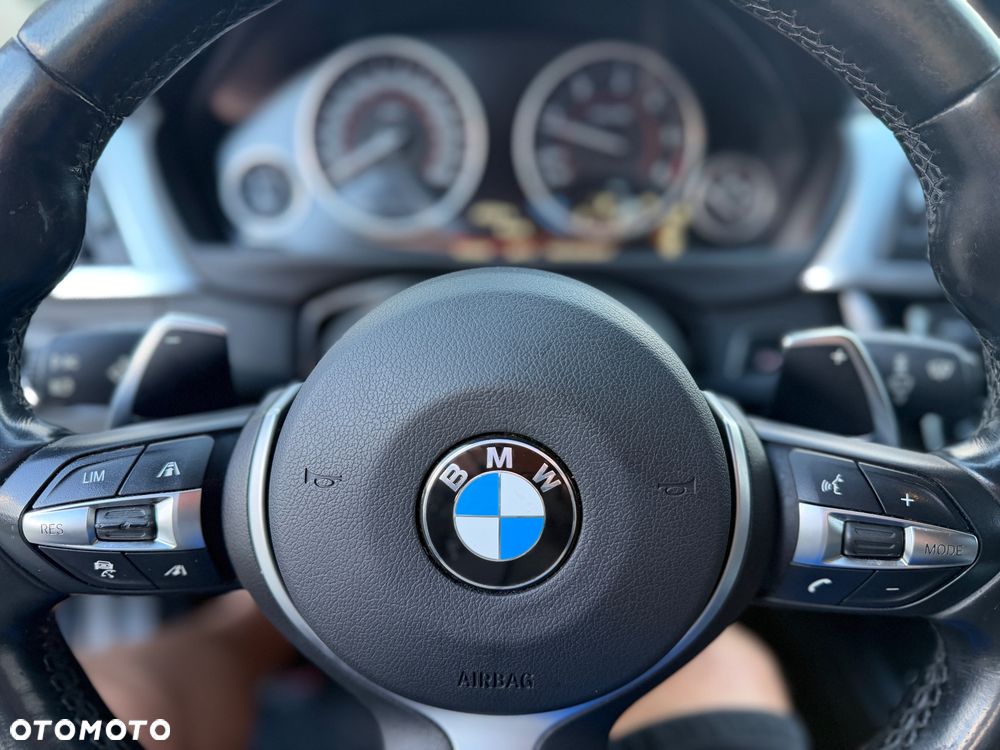 BMW Seria 3 320d xDrive Sport Line - 17