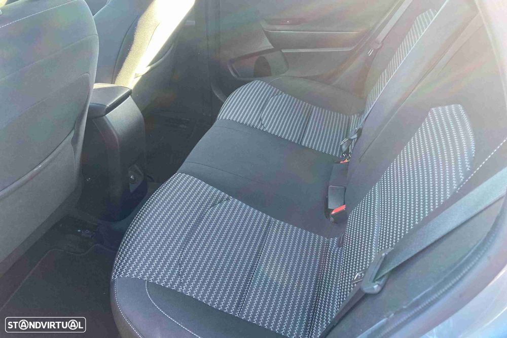 Kia XCeed 1.0 T-GDI Dynamic - 11