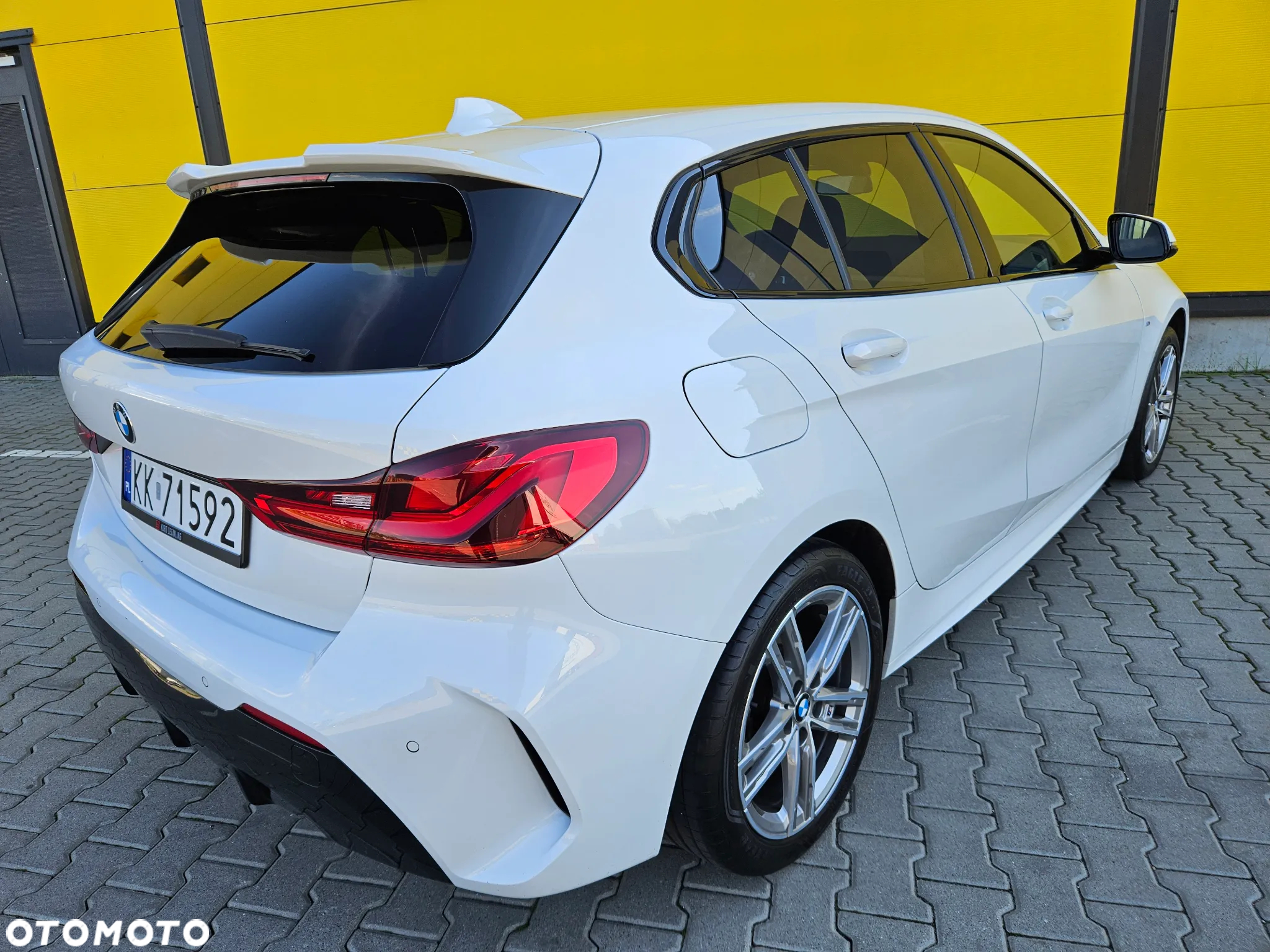 BMW Seria 1 118i - 15