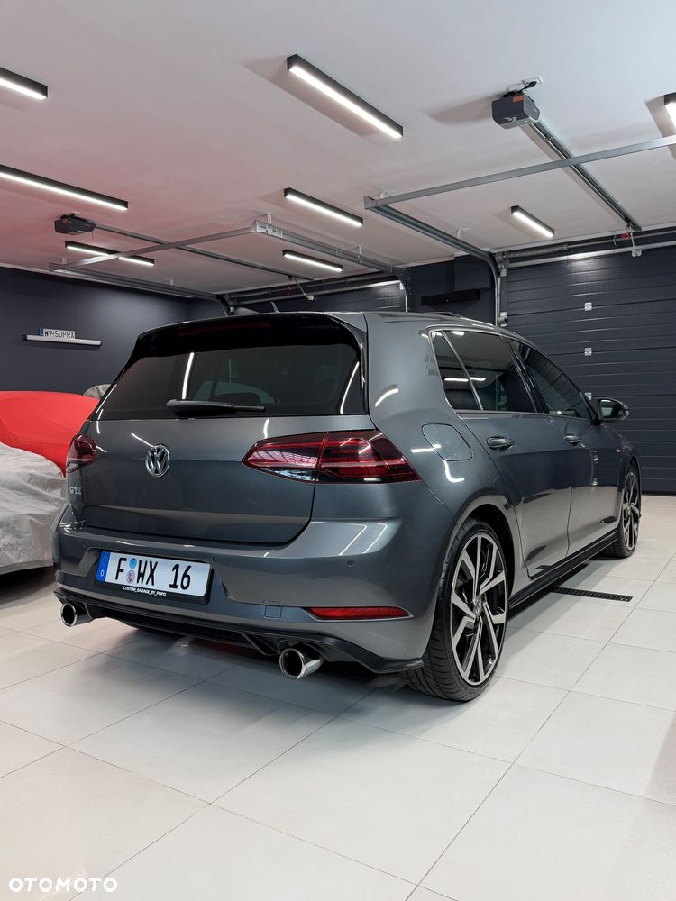 Volkswagen Golf GTI (BlueMotion Technology) DSG - 13