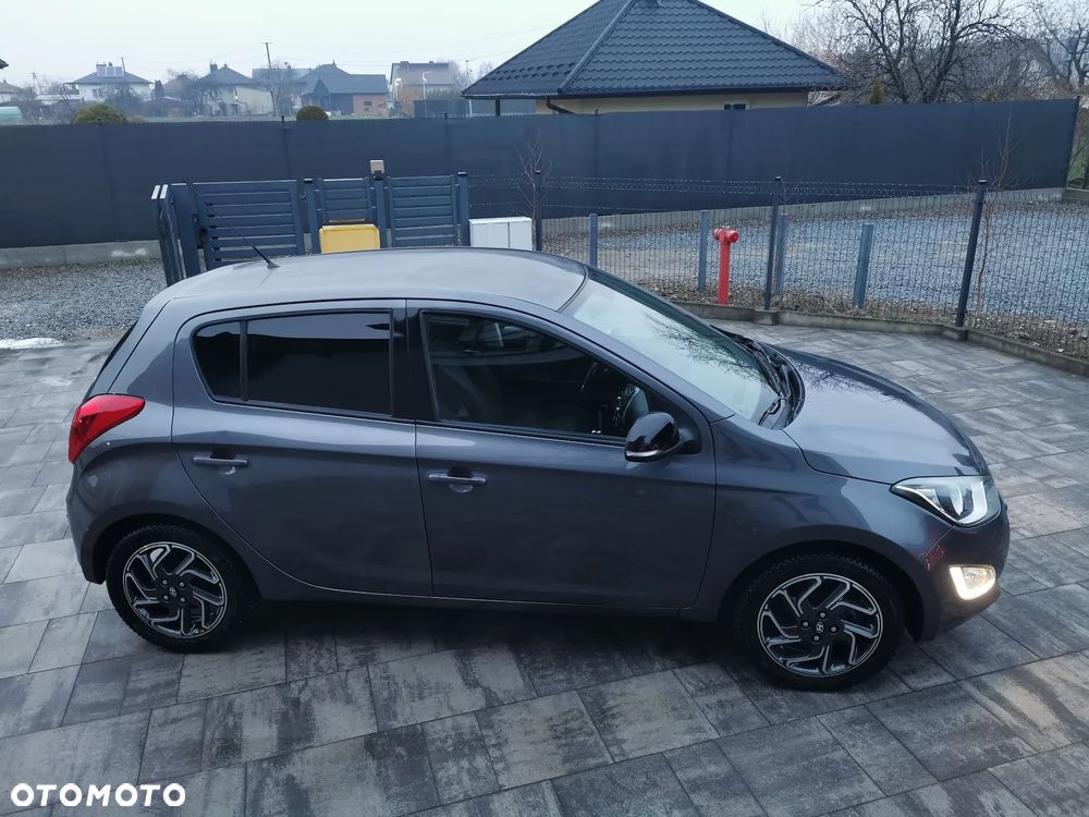 Hyundai i20 1.4 Automatik Comfort - 26