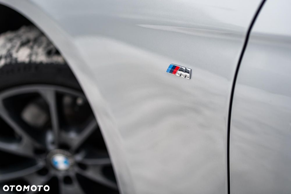 BMW Seria 3 320d xDrive M Sport Shadow sport - 36