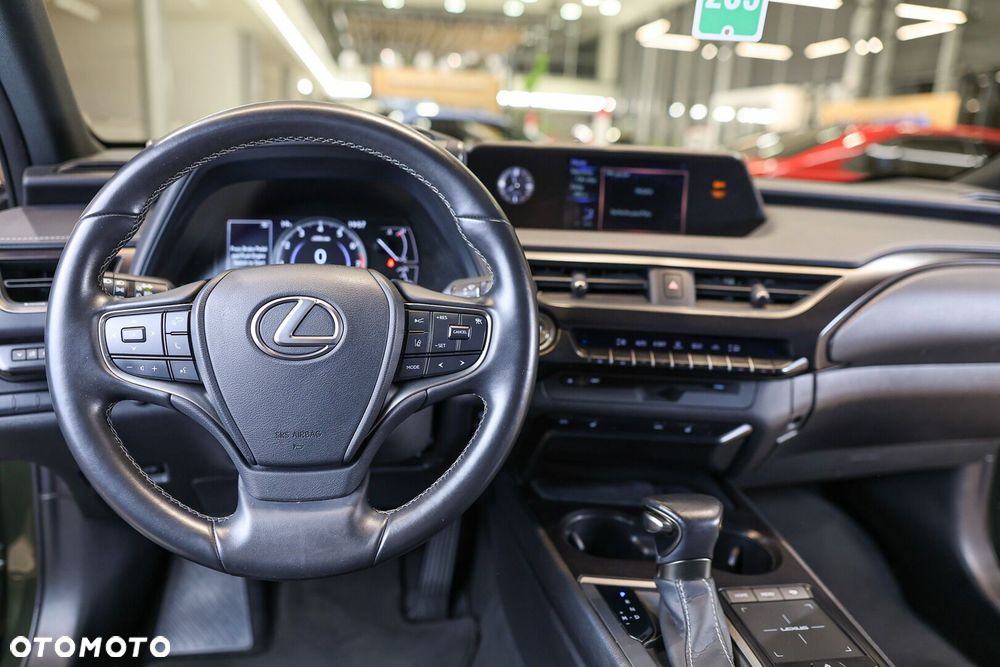 Lexus UX 200 GPF F Impression 2WD - 24