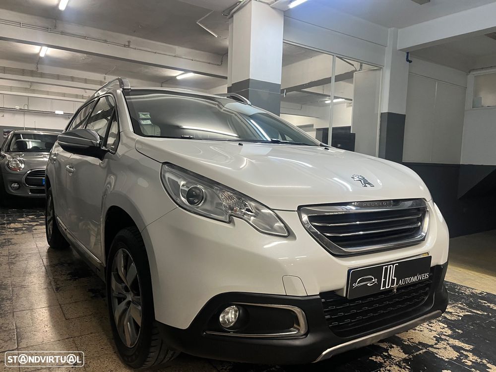 Peugeot 2008 1.2 VTi Allure - 3