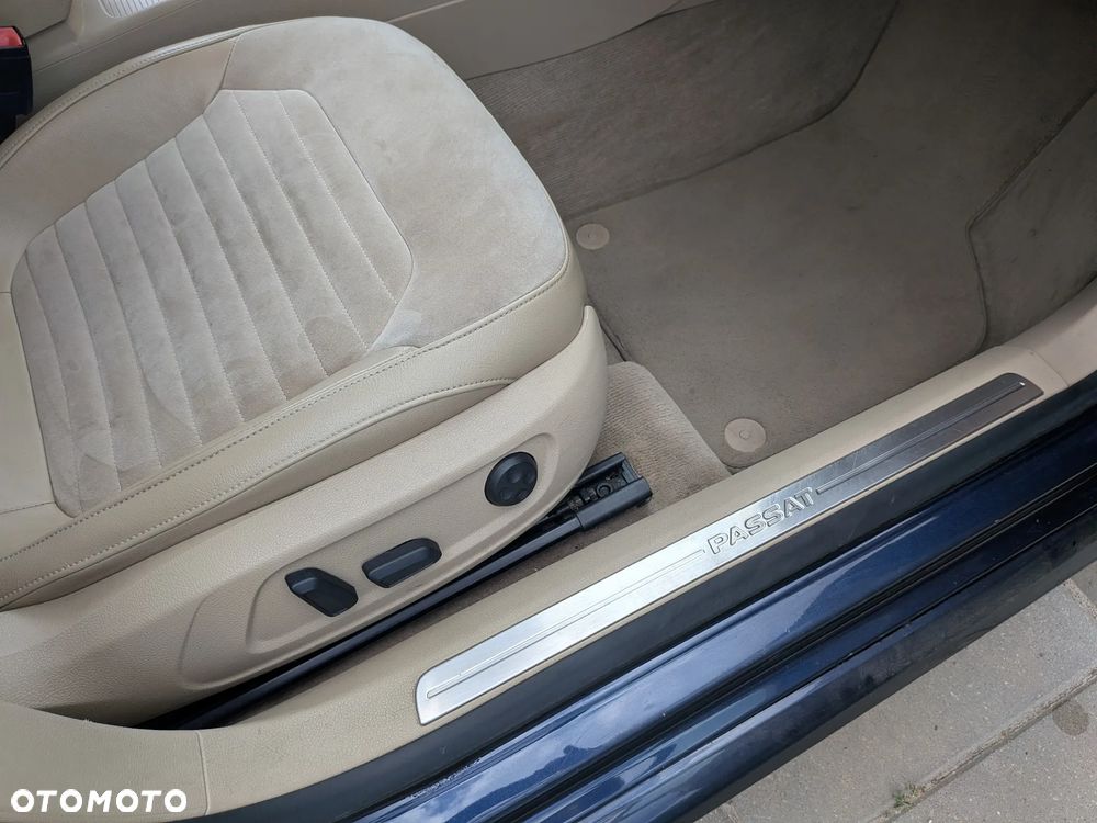 Volkswagen Passat 1.4 TSI DSG Highline - 22