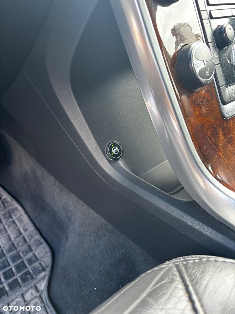 Volvo XC 70 - 12
