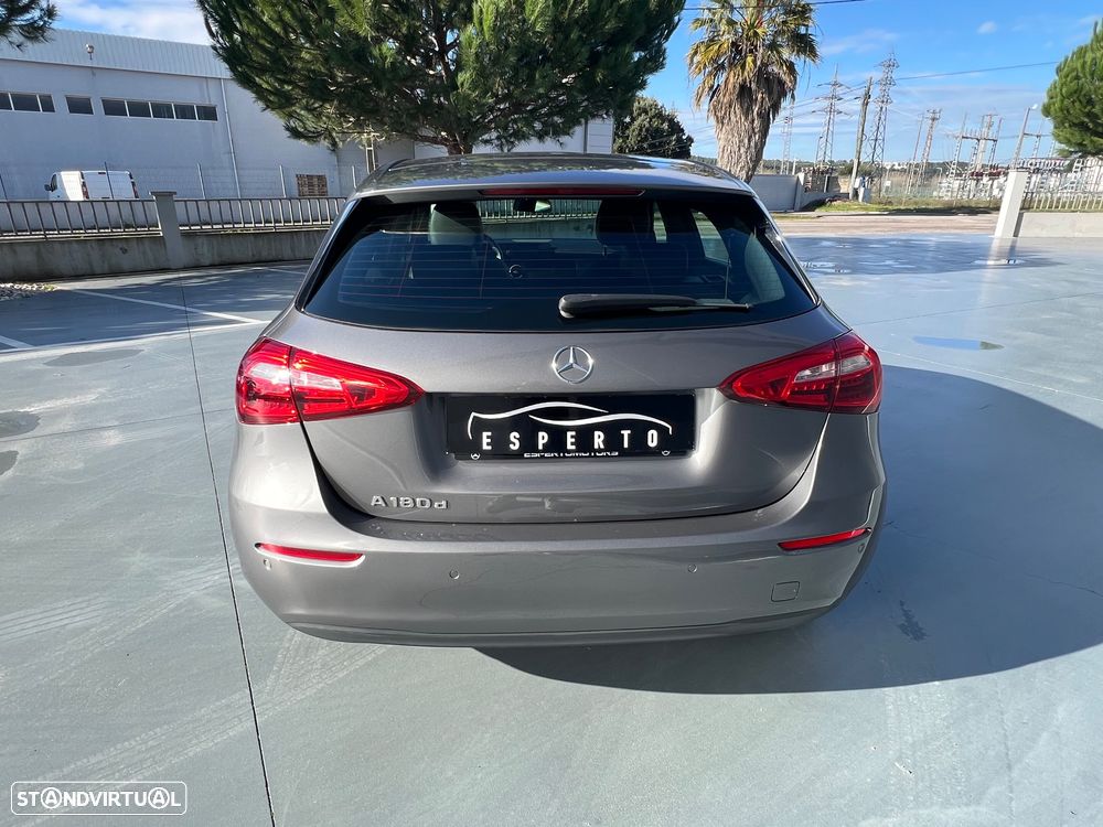 Mercedes-Benz A 180 d - 4