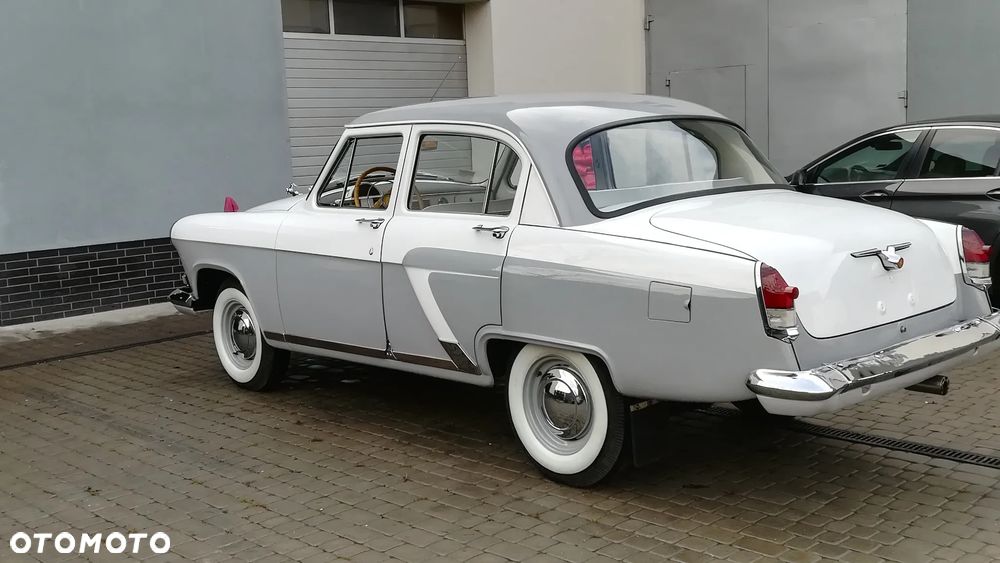 Wołga GAZ-21 - 17