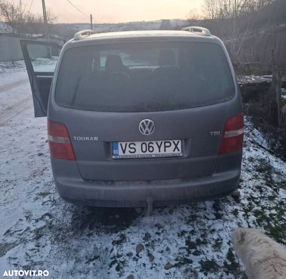 Volkswagen Golf 1.9 TDI Sportline - 13