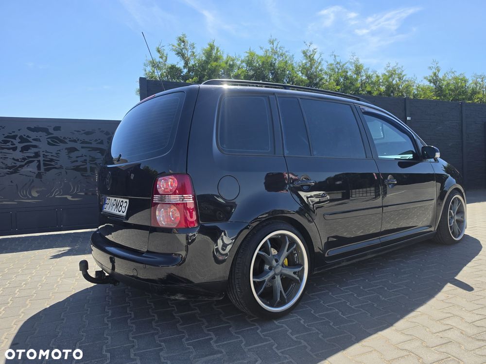 Volkswagen Touran - 6