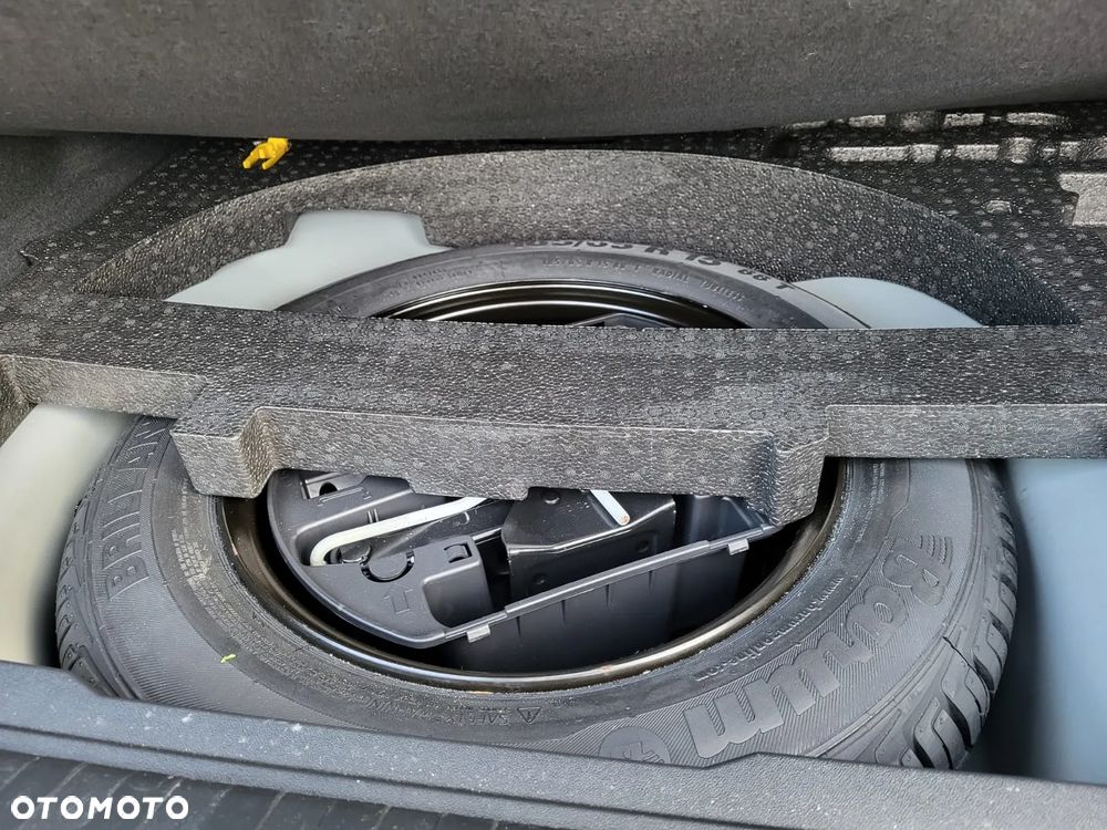 Peugeot 2008 1.2 Pure Tech Allure S&S - 18