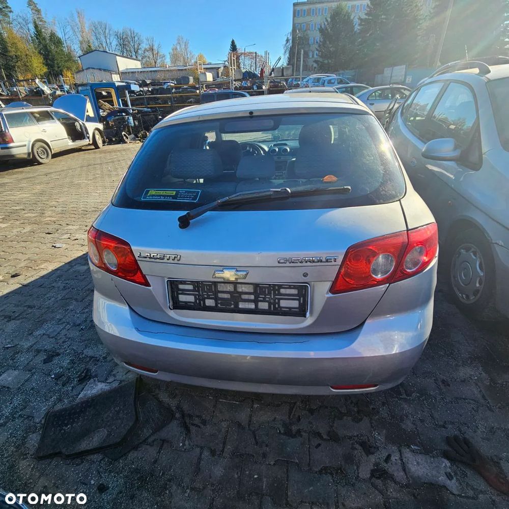 klapa bagażnika / Chevrolet Lacetti (hatchback) - 2