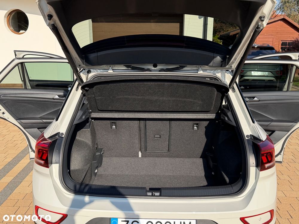 Volkswagen T-Roc 1.5 TSI Style DSG - 27
