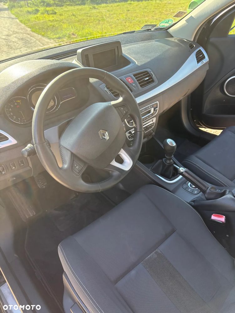 Renault Megane 1.6 16V Dynamique Euro5 - 5