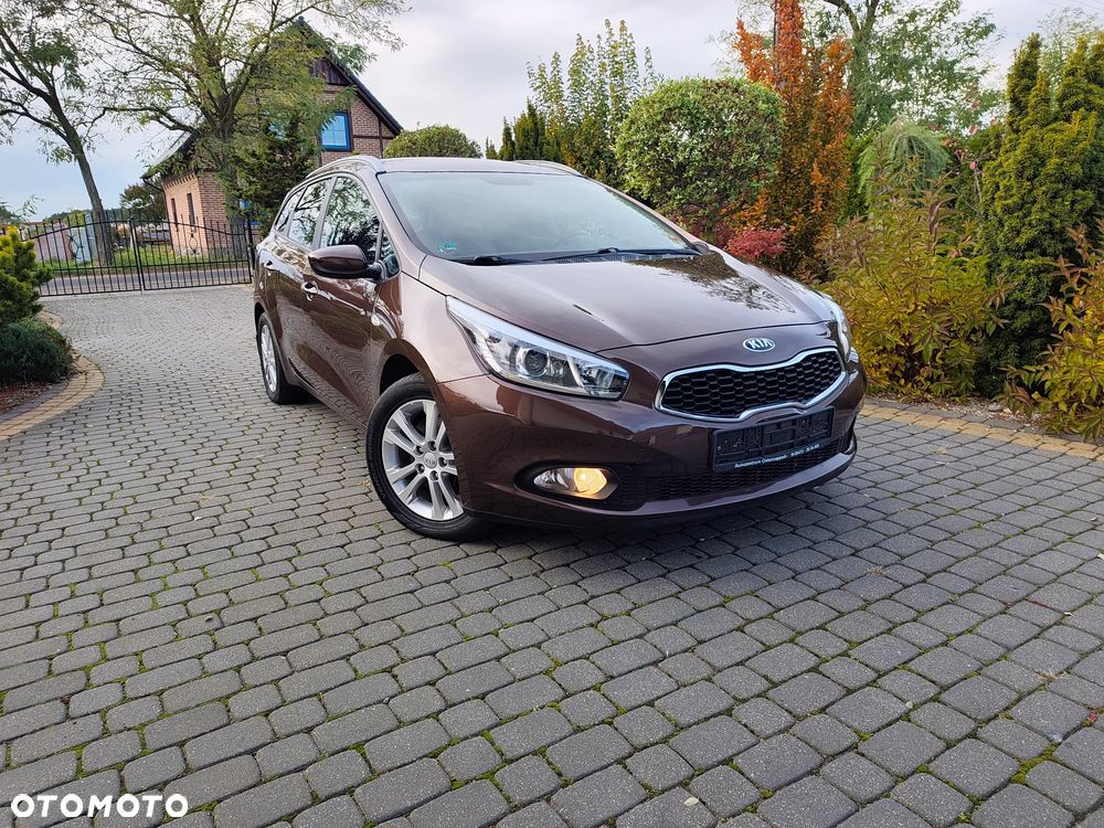 Kia Ceed - 1