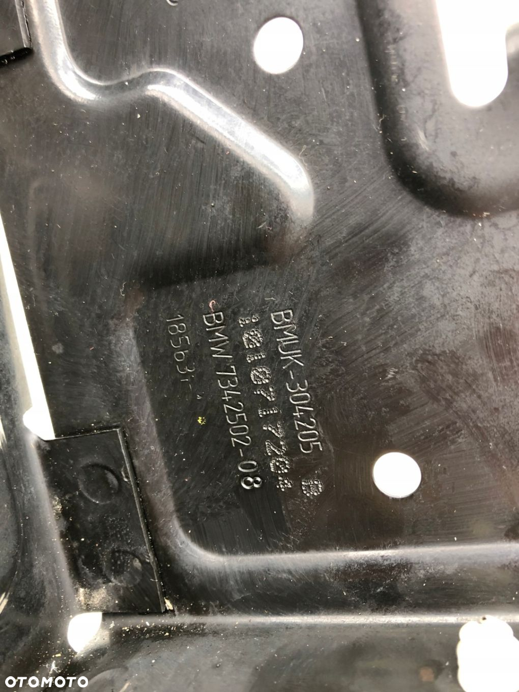 BMW X1 F48 F39 WZMOCNIENIE OKULAR WSPORNIK LAMPY PRAWY PRZÓD 7342502 - 3