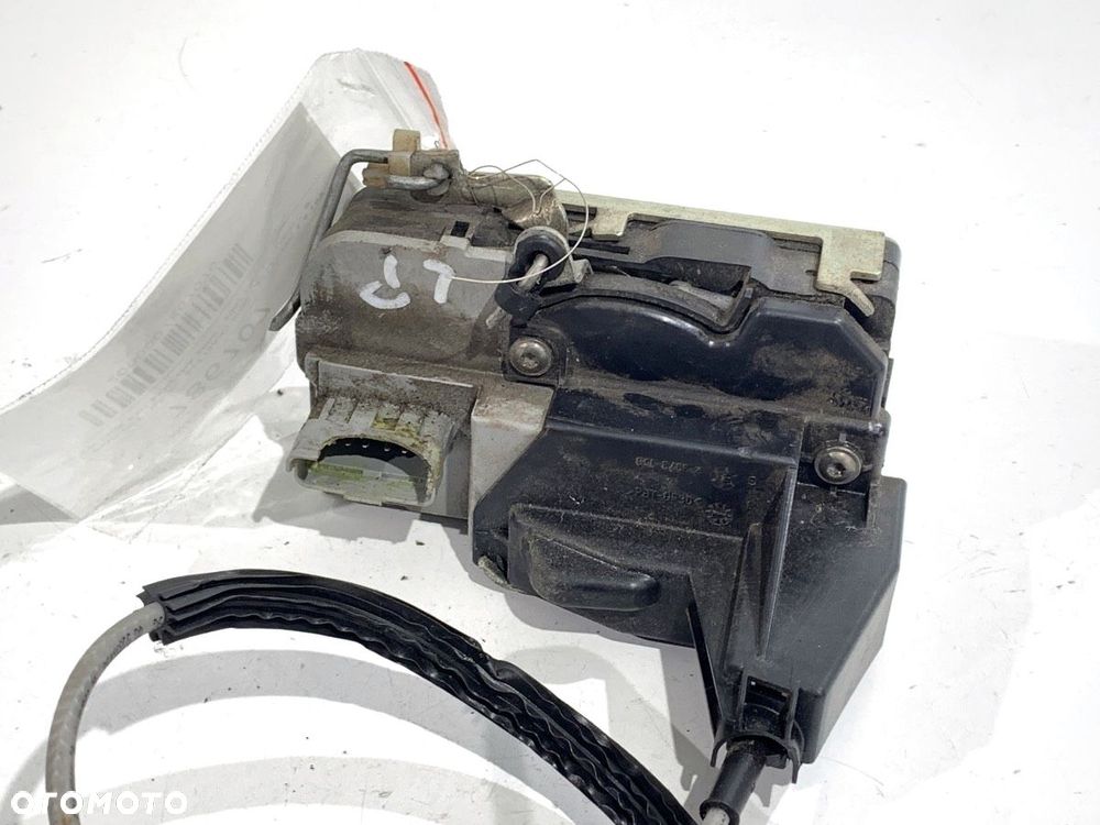 ZAMEK DRZWI LEWY PRZÓD  PEUGEOT 307 (3A/C) 2000 - 2012 1.6 16V 80 kW [109 KM] benzyna 2000 - 2007 - 2