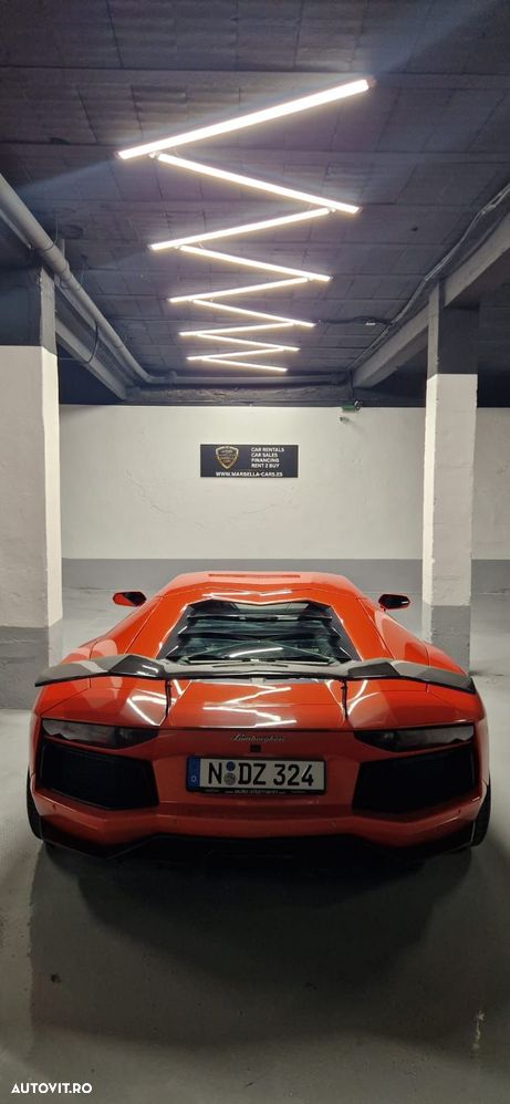 Lamborghini Aventador - 6