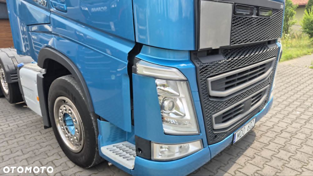 Volvo FH540 6x2/4 Pusher - 9