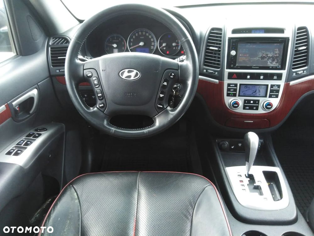 Hyundai Santa Fe - 6