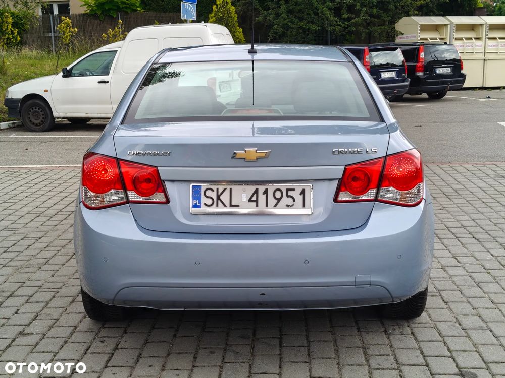 Chevrolet Cruze 2.0 LS - 9