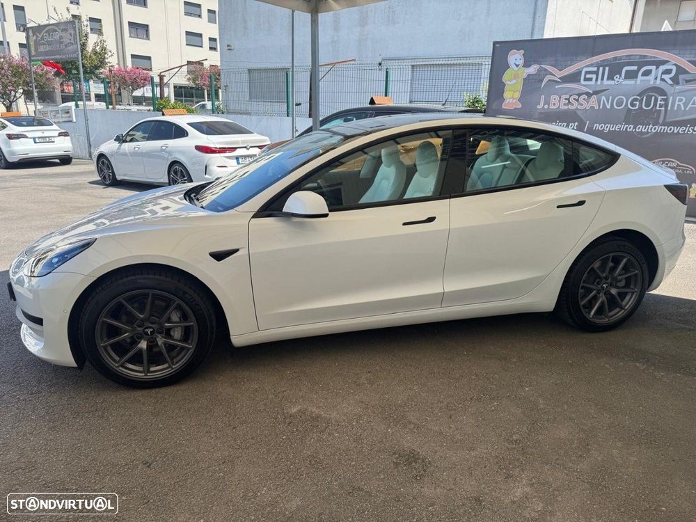 Tesla Model 3 Standard Range Plus RWD - 4