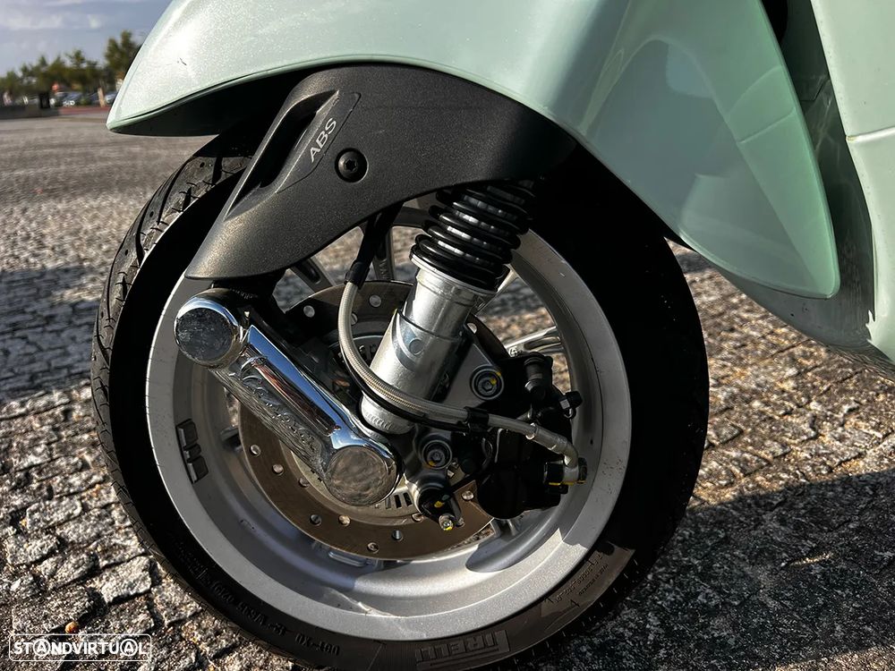 Piaggio Vespa Primavera - 17