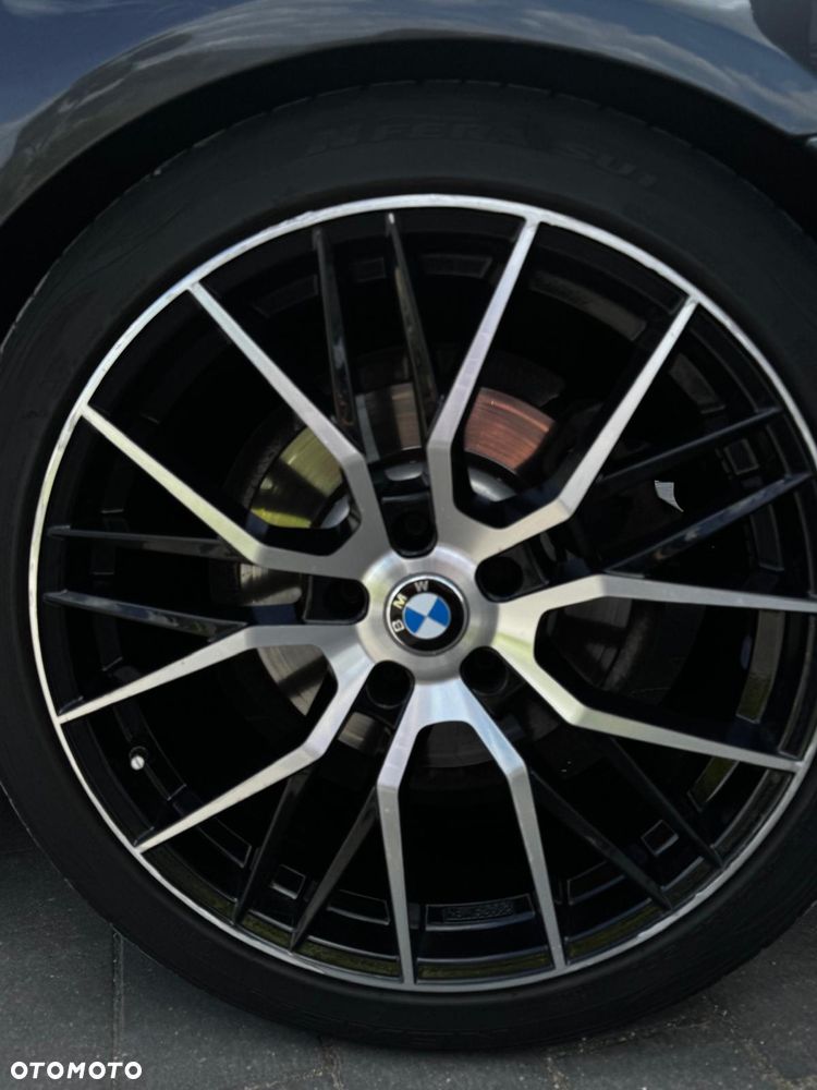 BMW Seria 5 525d - 22